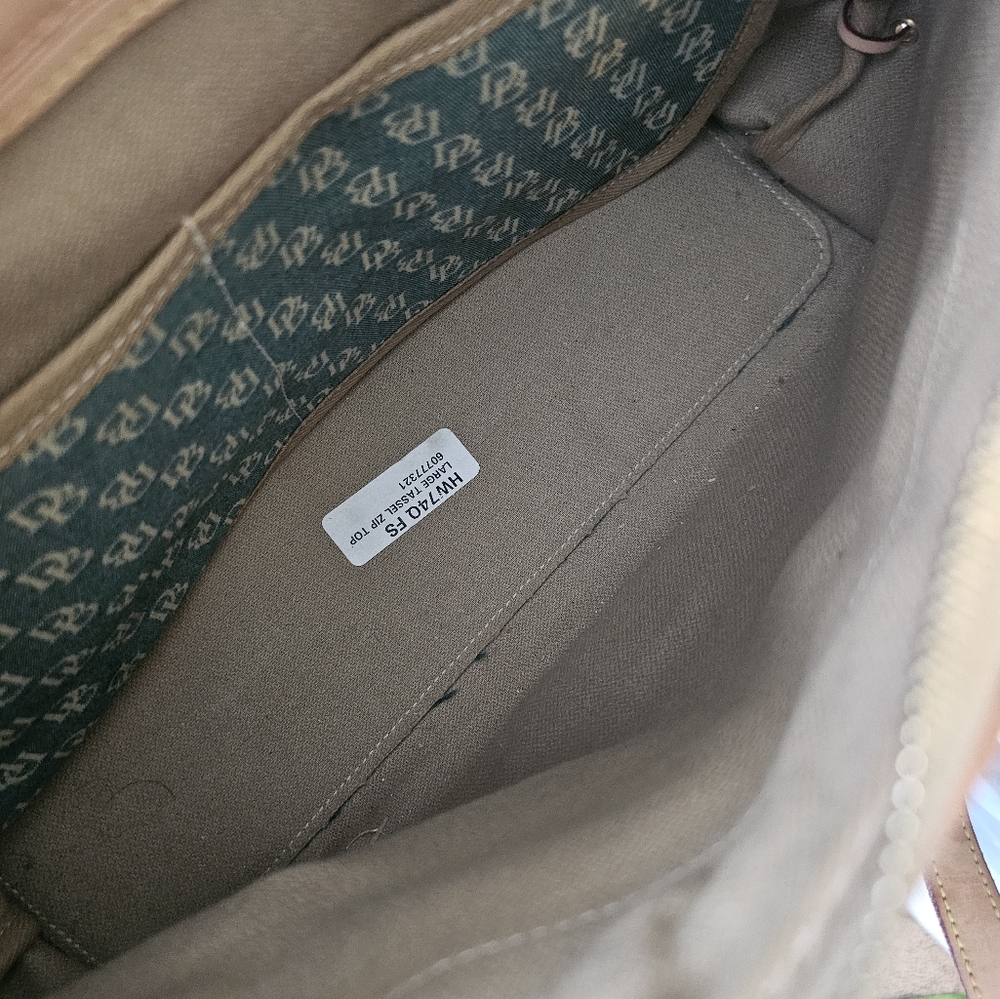 4 Purse Bundle - Picture 10 of 16